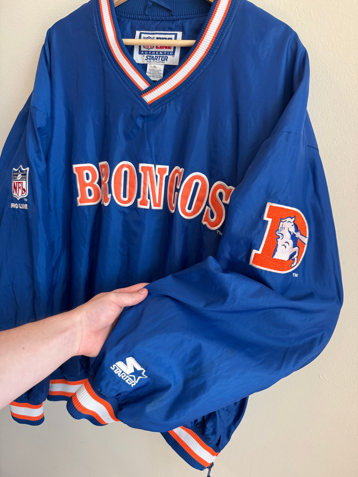 90s Denver Broncos Starter NFL Pro Line Windbreaker (XL)