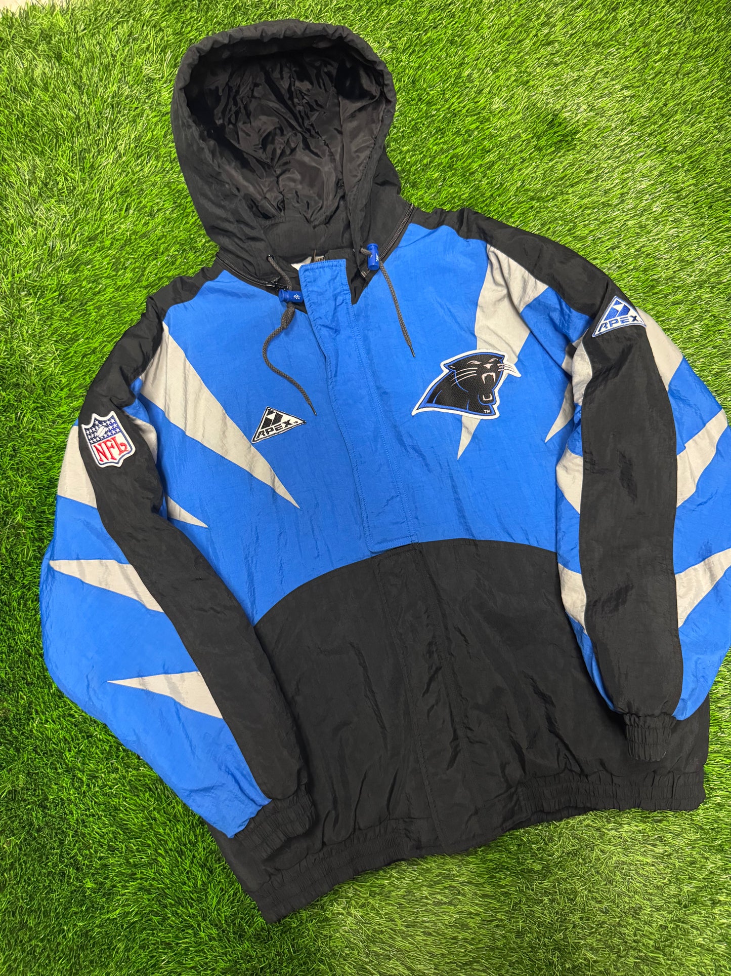 90s Carolina Panthers Apex Shark Tooth Puffer Jacket (XL)