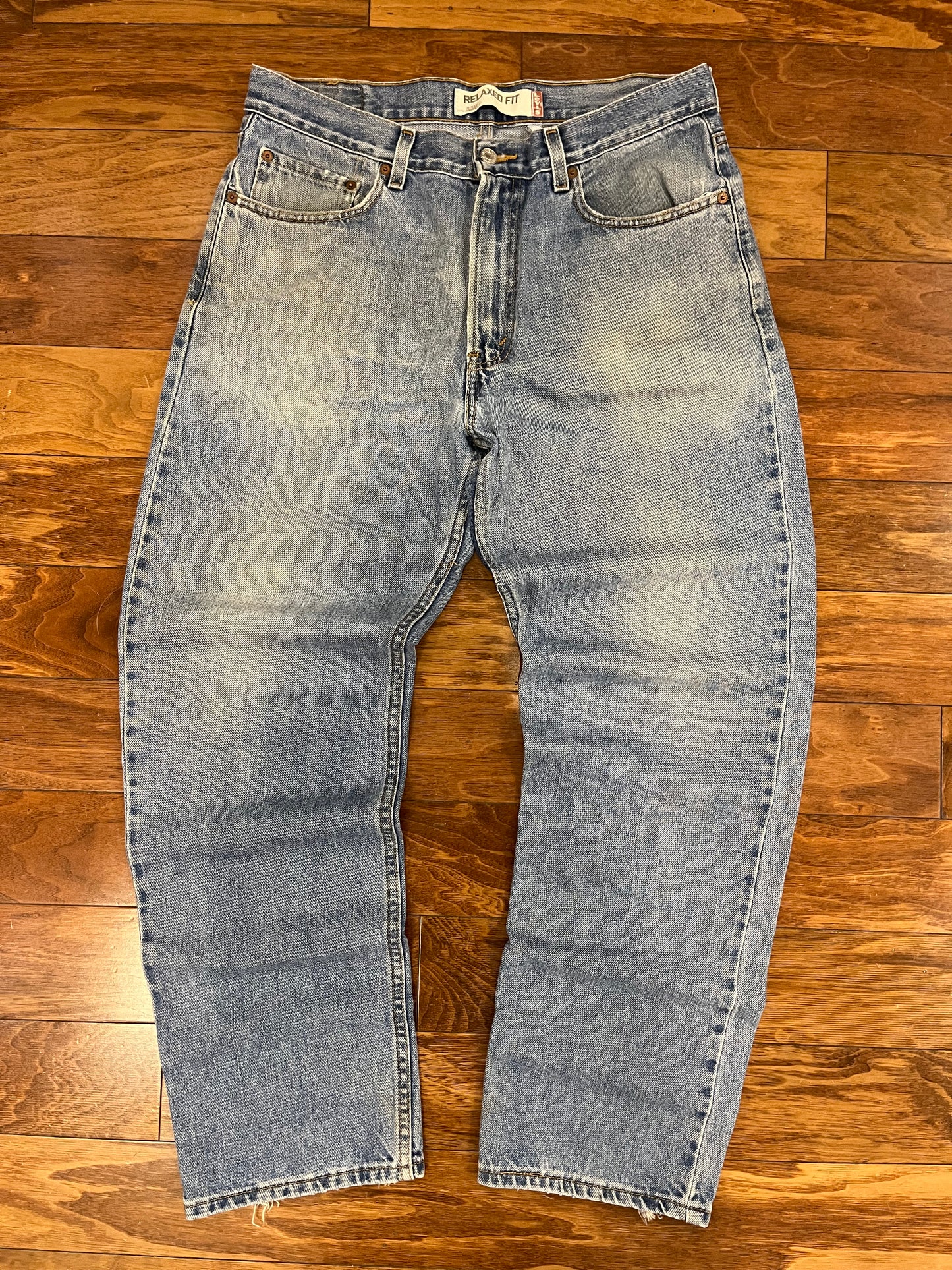 2006 Levi's 550 Relaxed Fit Washed Jeans (34 x 31)