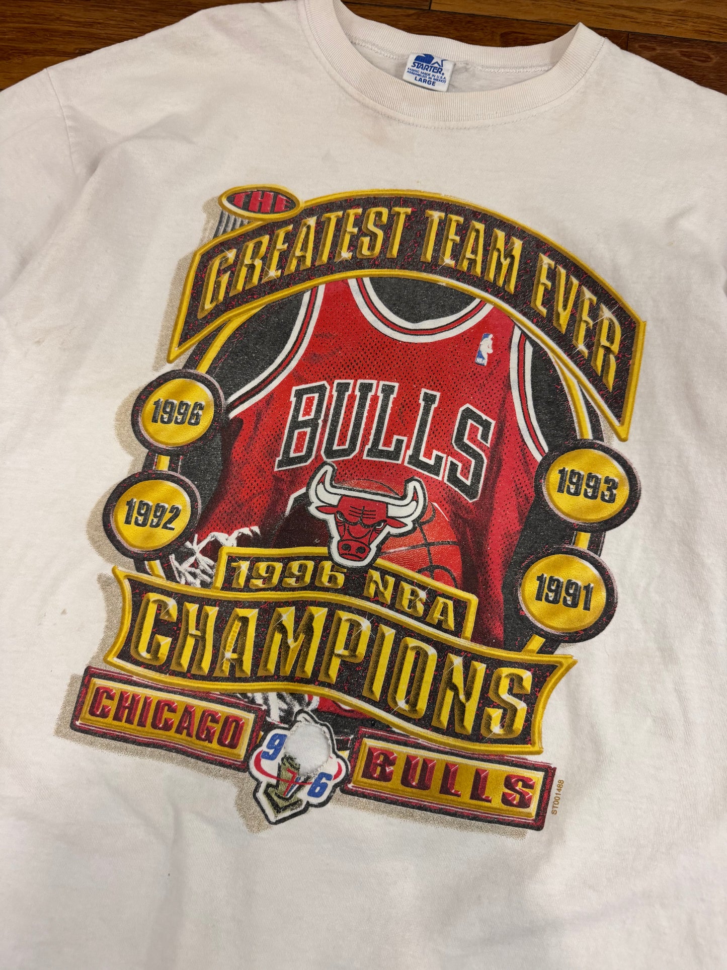 1997 Chicago Bulls Greatest Team Starter Graphic Tee (L)