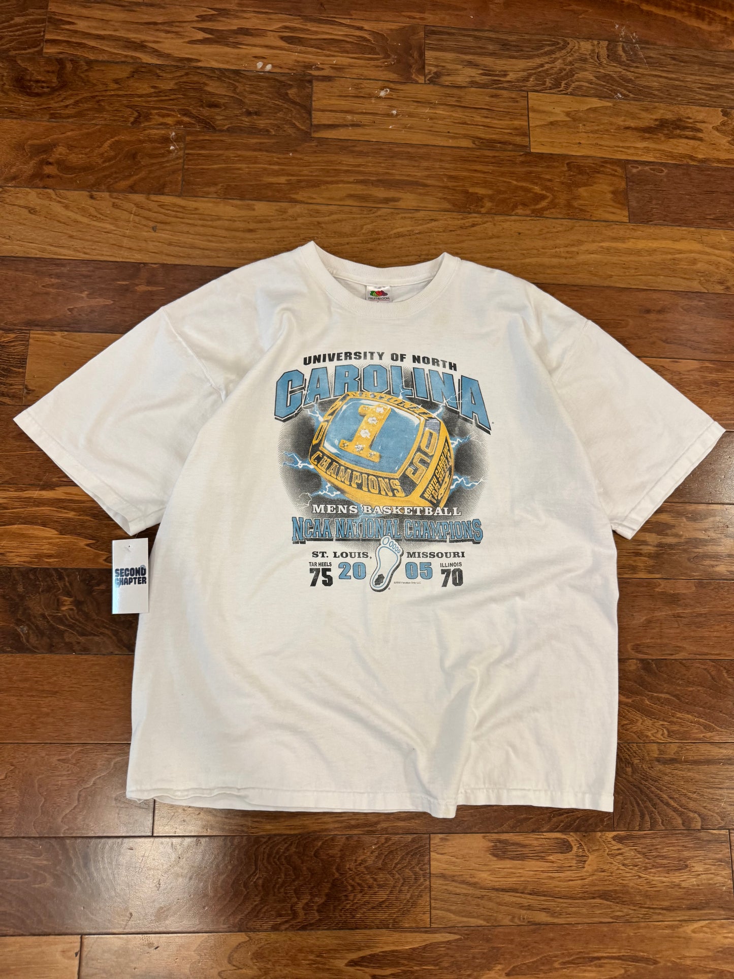 2005 UNC National Champs Lightning Rings Graphic Tee (XXL)