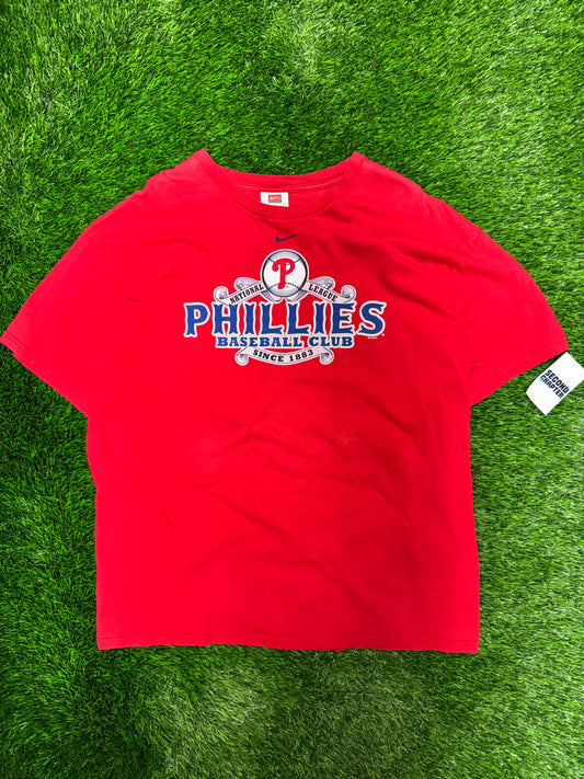 05' Philadelphia Phillies Nike Center Swoosh Vintage Tee (XL)