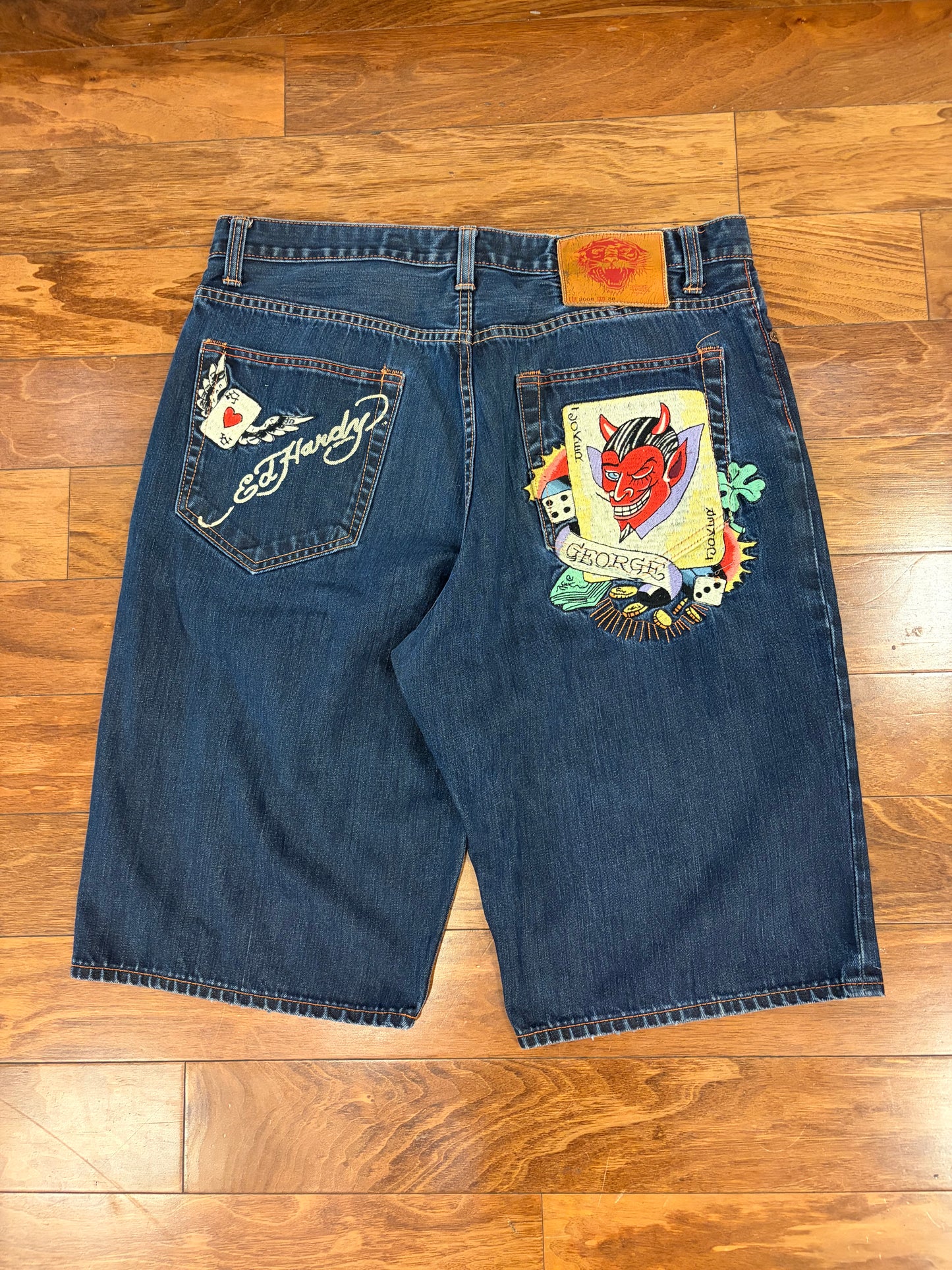 2008 Ed Hardy by Christian Audigier Embroidered Joker Shorts (38)