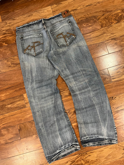 00s Chip and Pepper Bootcut Jeans (34 x 32)