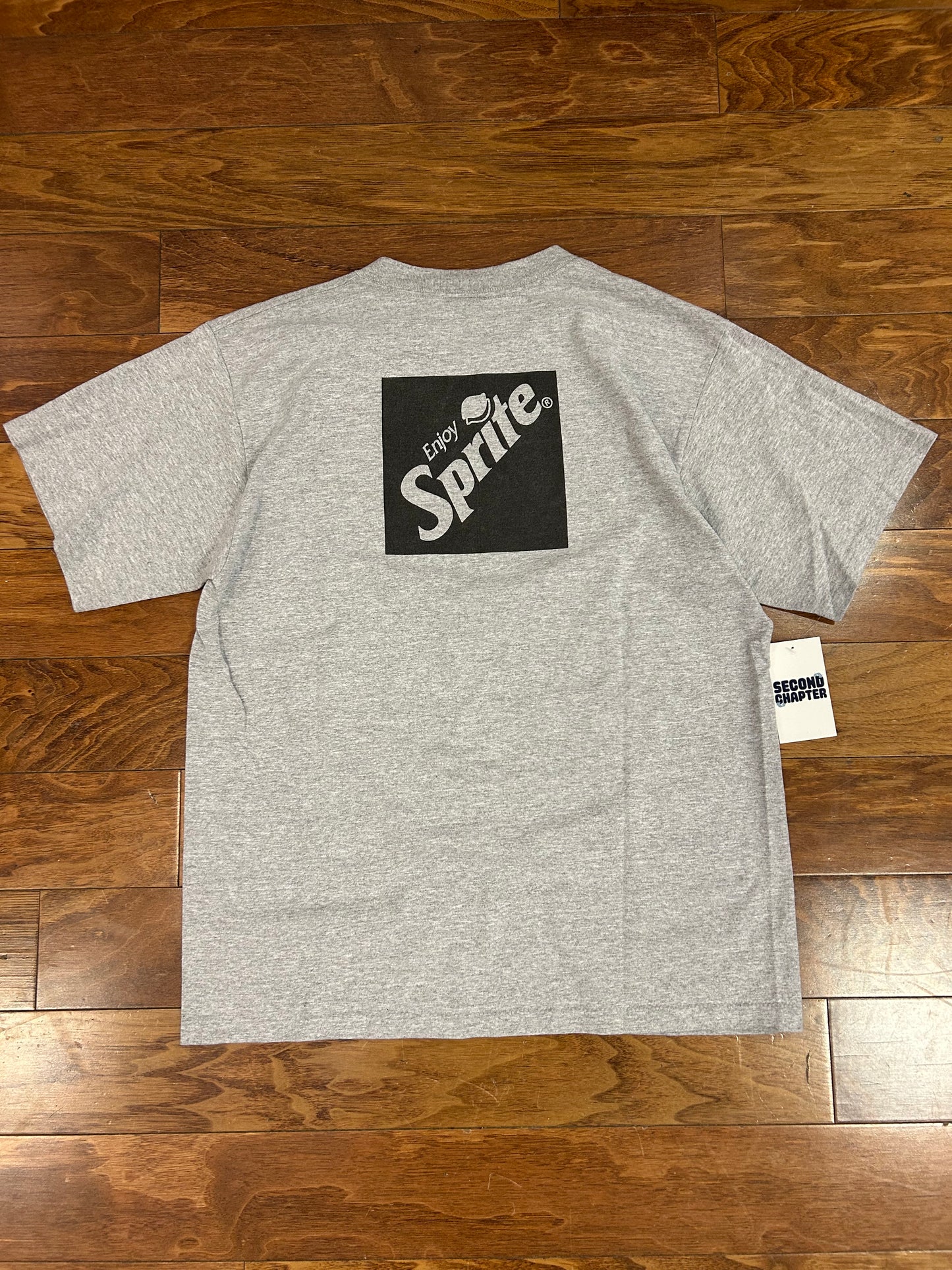 90s Charlotte Hornets Basketball Grey Tee (M)