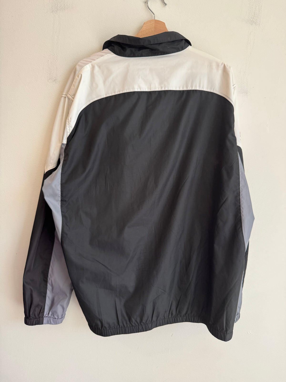 00s Carolina Panthers Sports Illustrated Striped Windbreaker (XL)