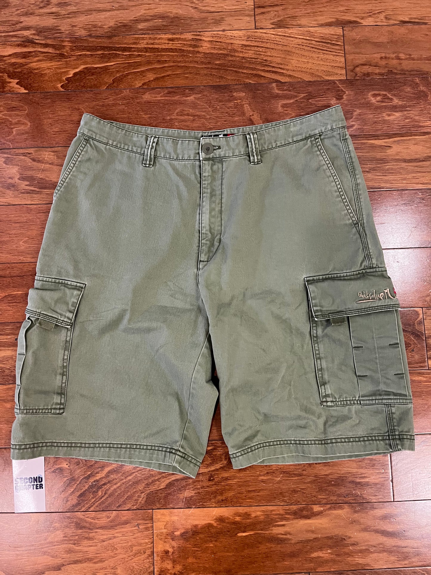 00s Quiksilver Green Cargo Shorts (36)