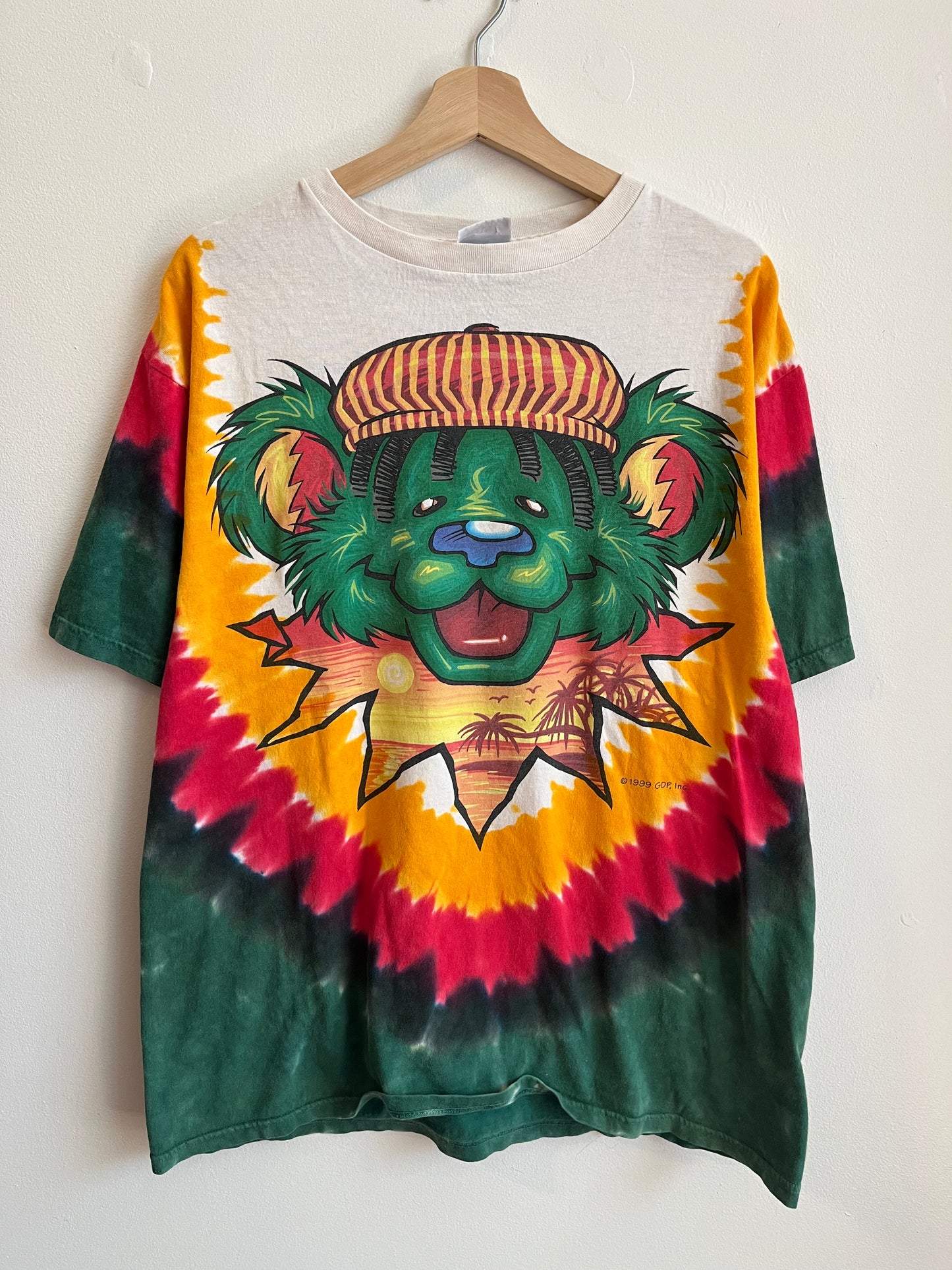 1999 Liquid Blue Grateful Dead Bear Jamaican Tie Dye Graphic Music Tee (L)