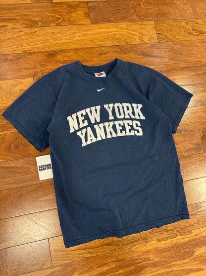 00s Yankees Nike Center Swoosh Navy Tee (M)