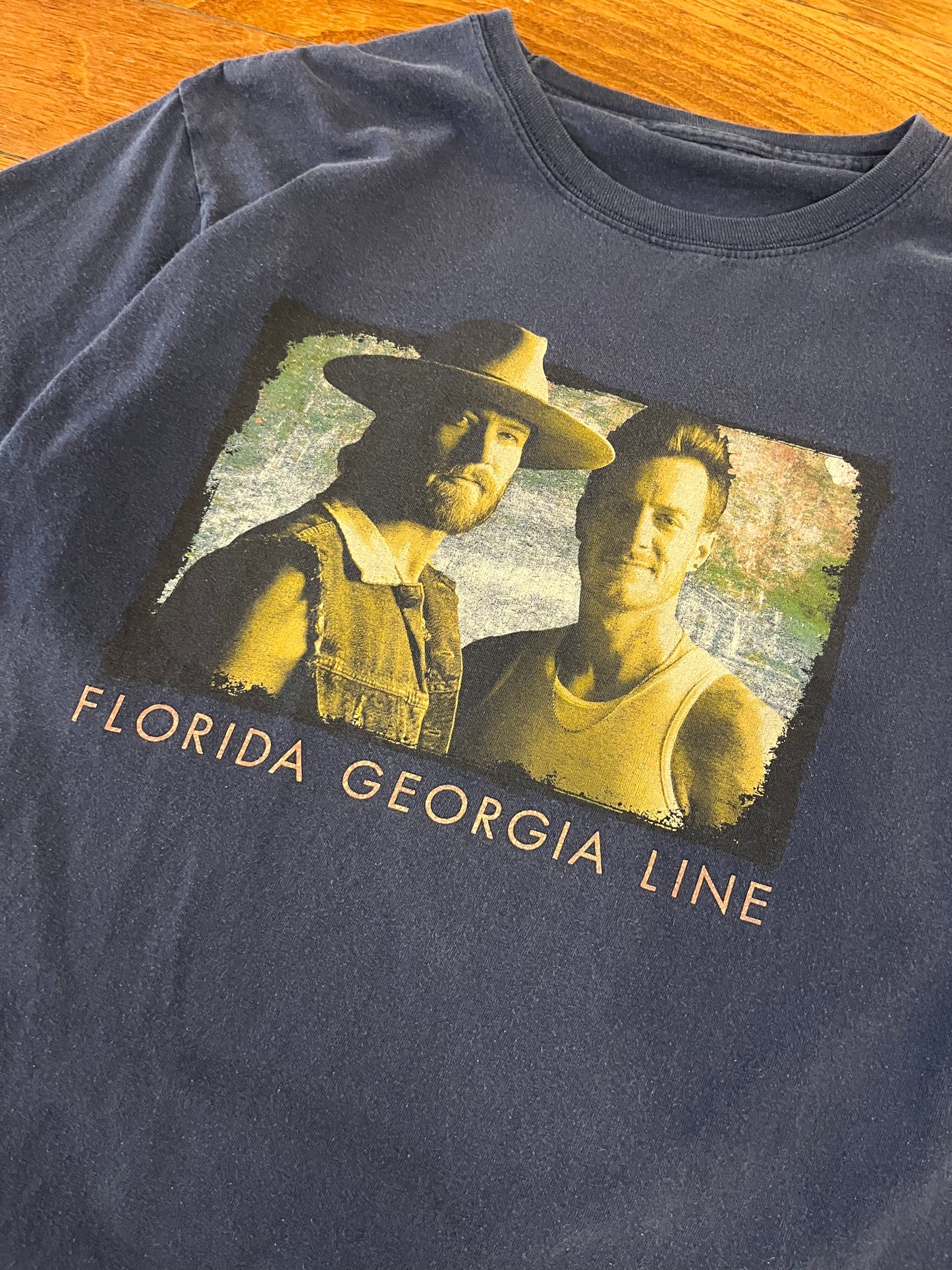 2019 Florida Georgia Line Country Music Tour Tee (L)
