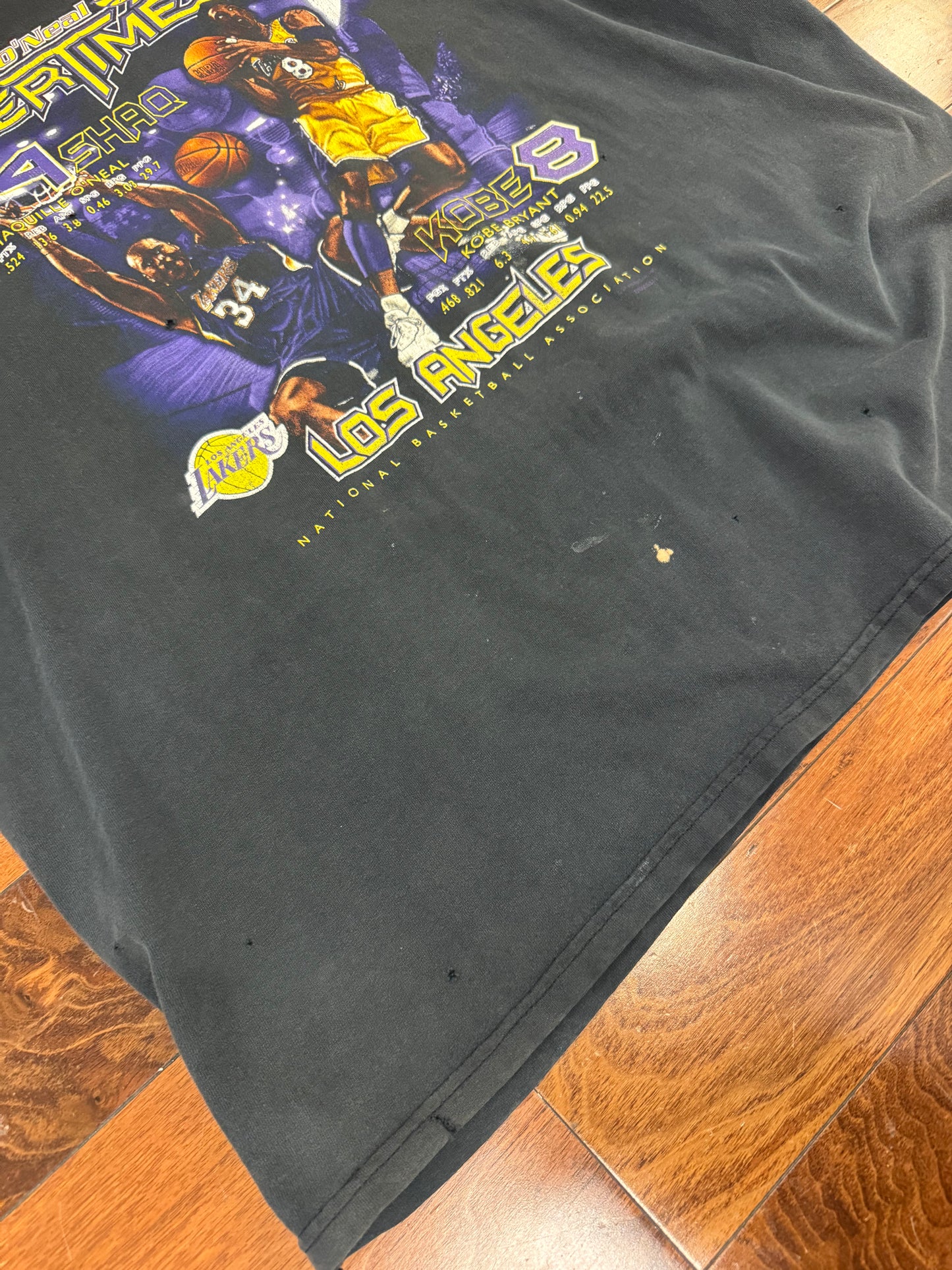 2000 Los Angeles Lakers Lakertime Kobe Bryant + Shaquille O'Neal Vintage Tee (XXL)