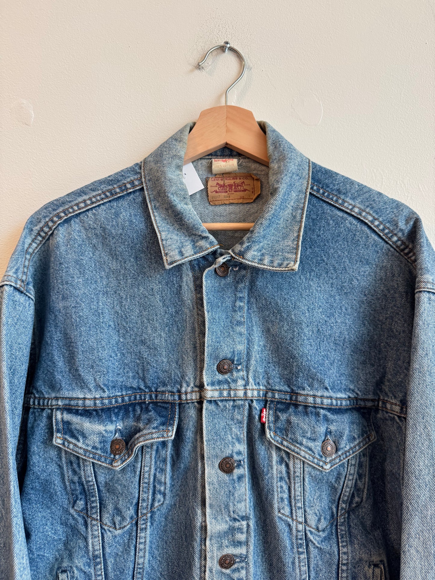 80s Levi's Light Wash Vintage Jean Jacket (L)