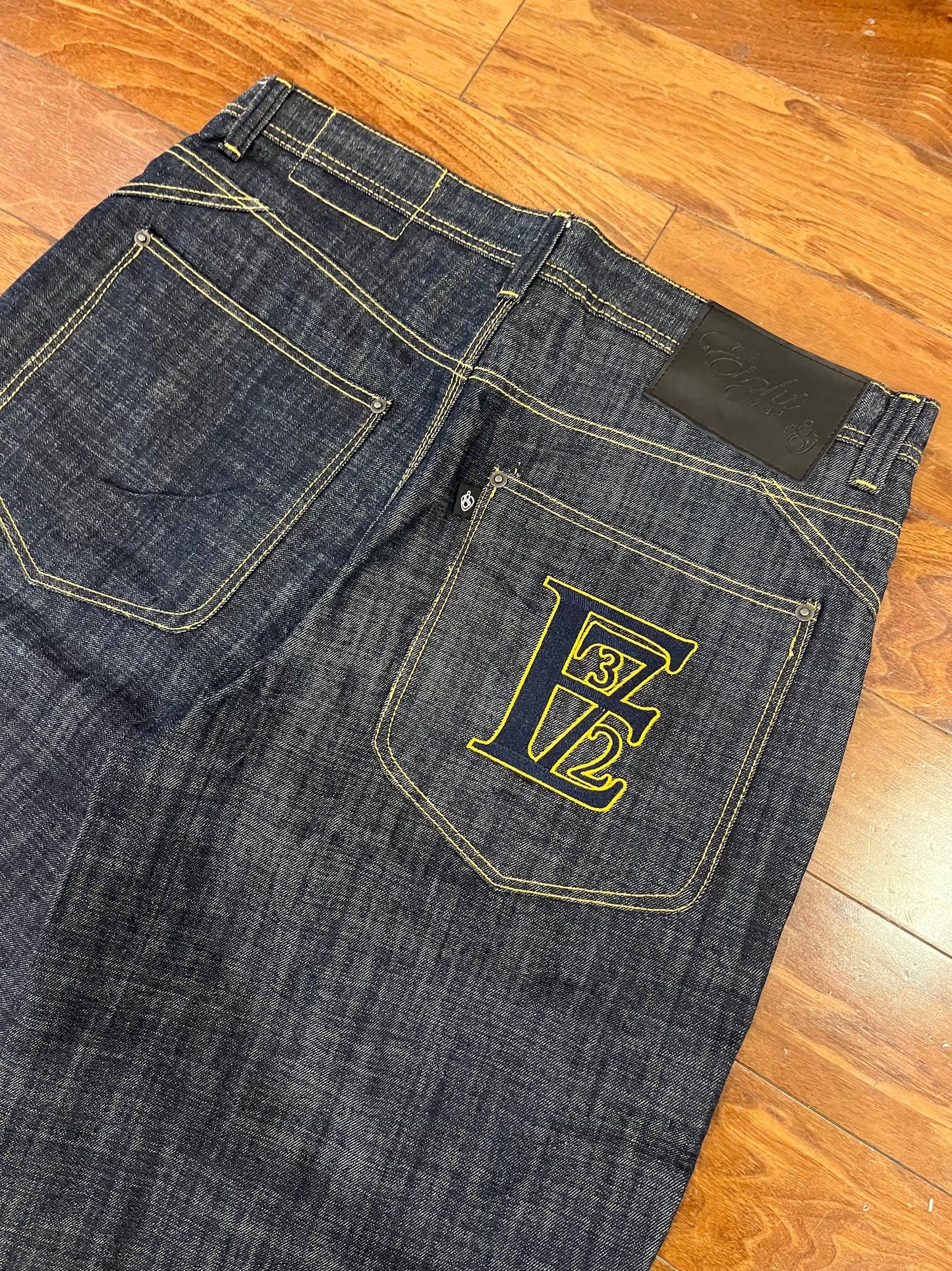 00s Eight732 Baggy Shorts (36)
