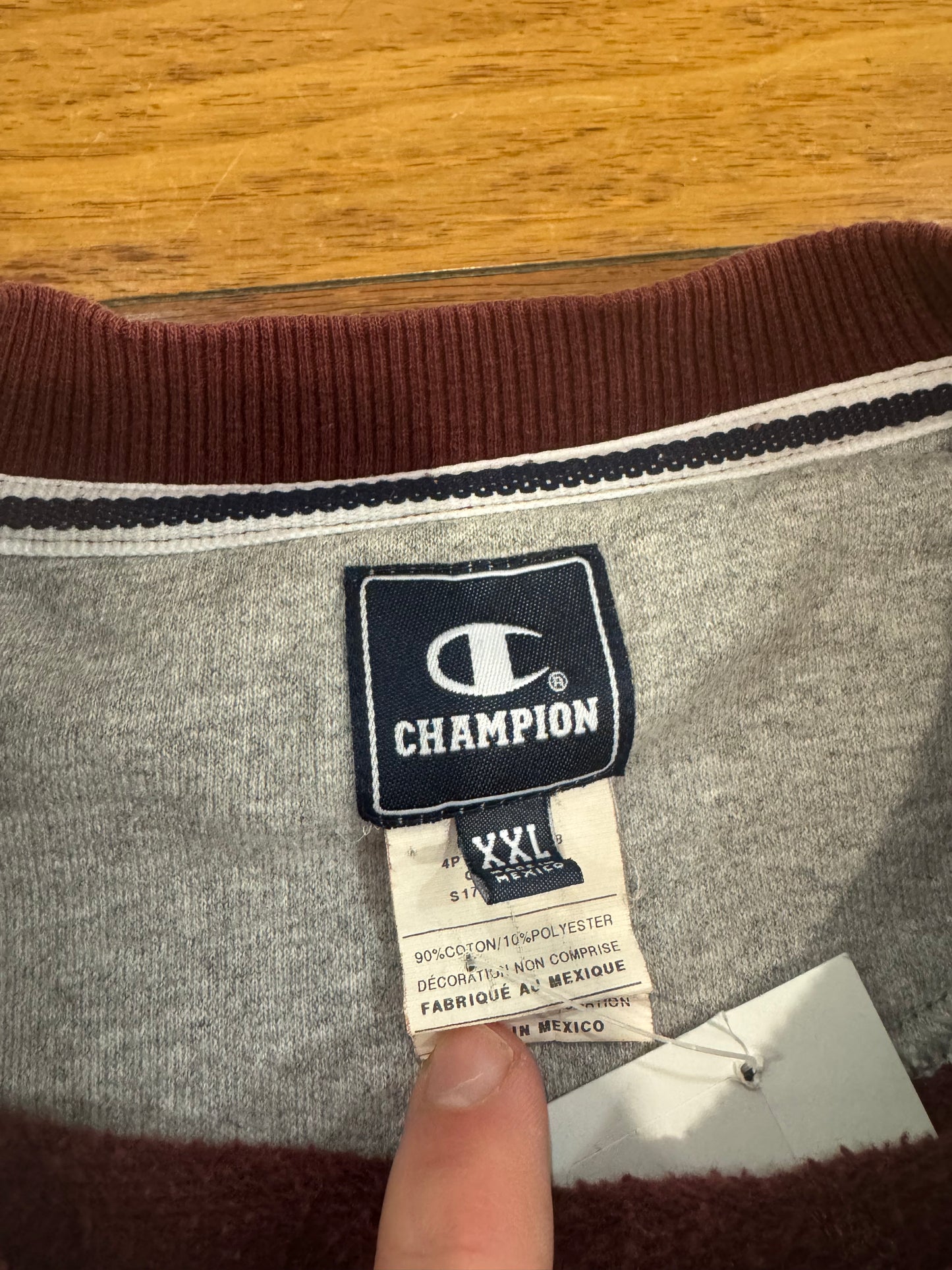 00s Champion Vintage Essential Burgundy Crewneck (XXL)