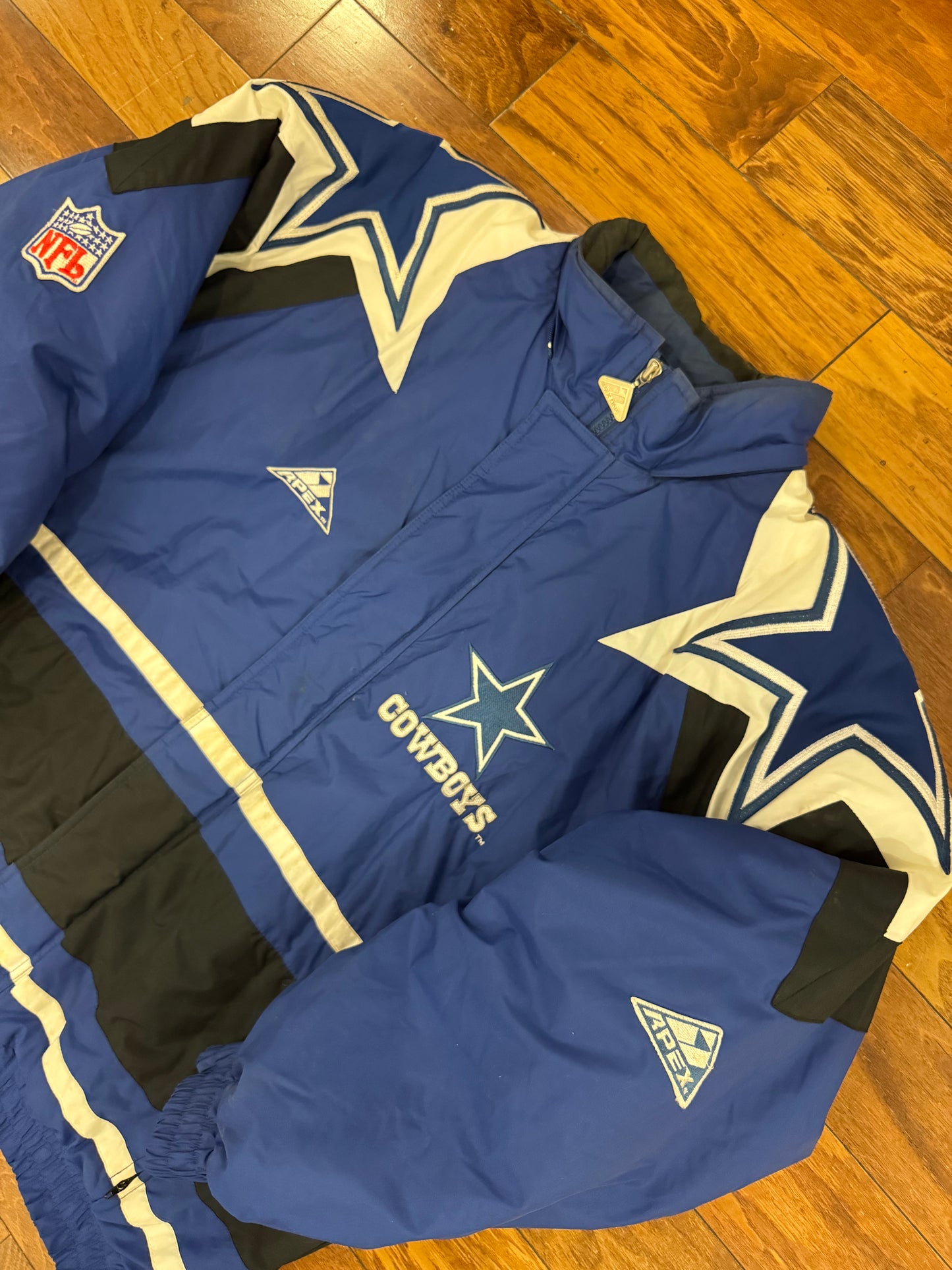 90s Dallas Cowboys Stained Apex Puffer Jacket (L)