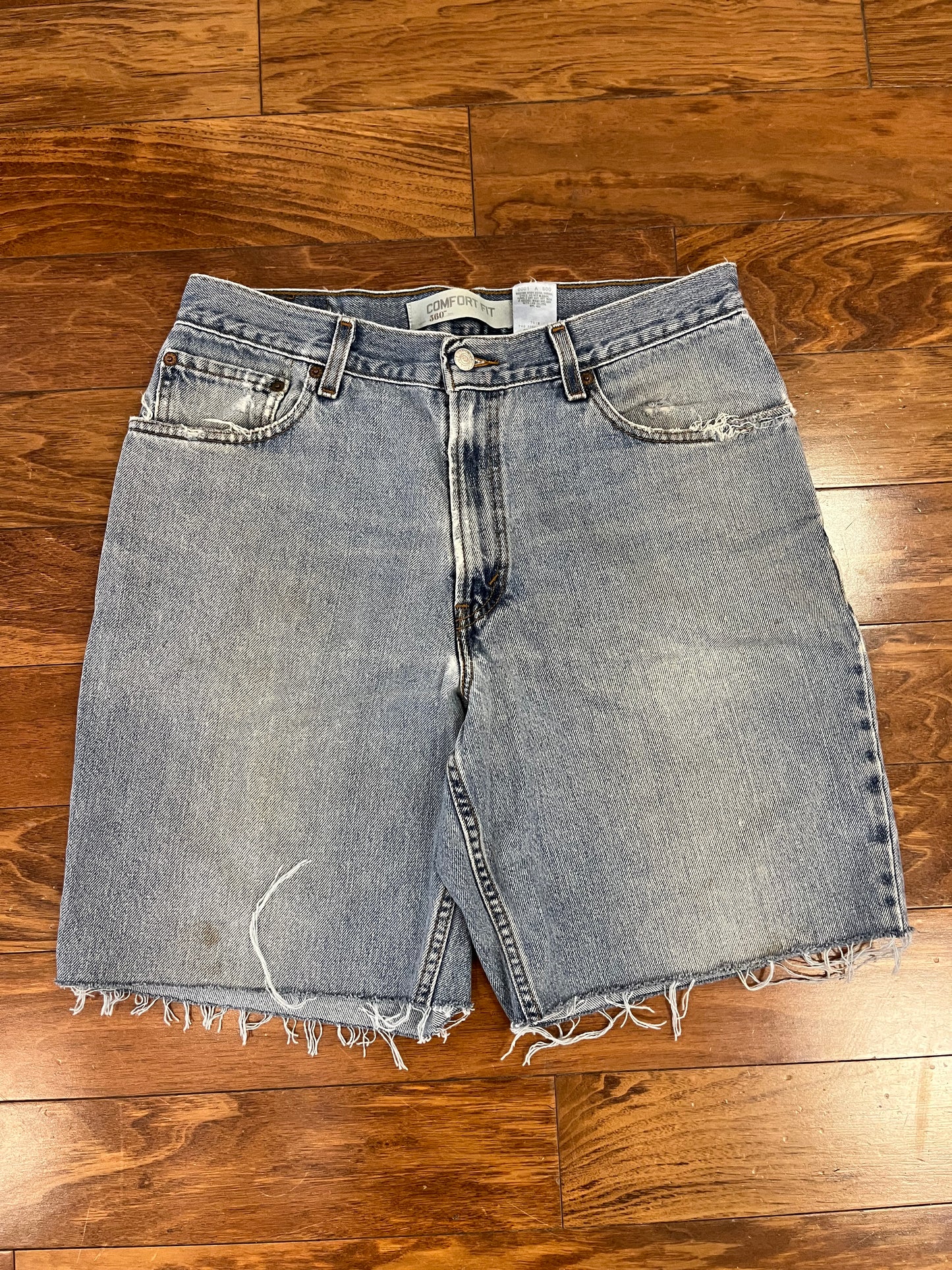 00s Levi's 560 Blue Shorts (34)