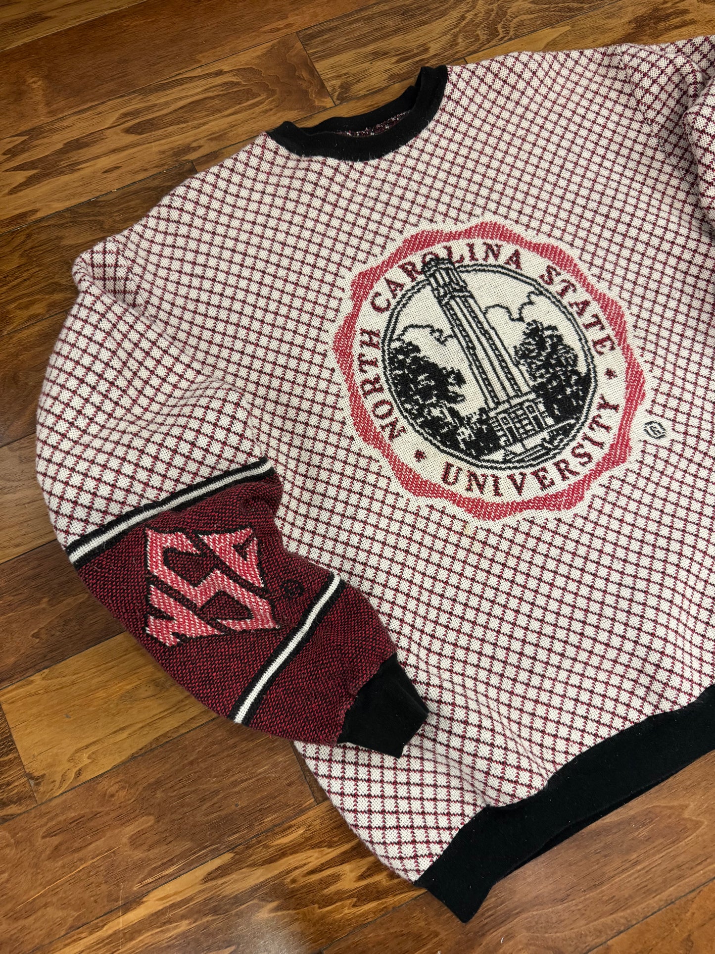 80s NC State University (NCSU) Rare Knit Sweater (XL)