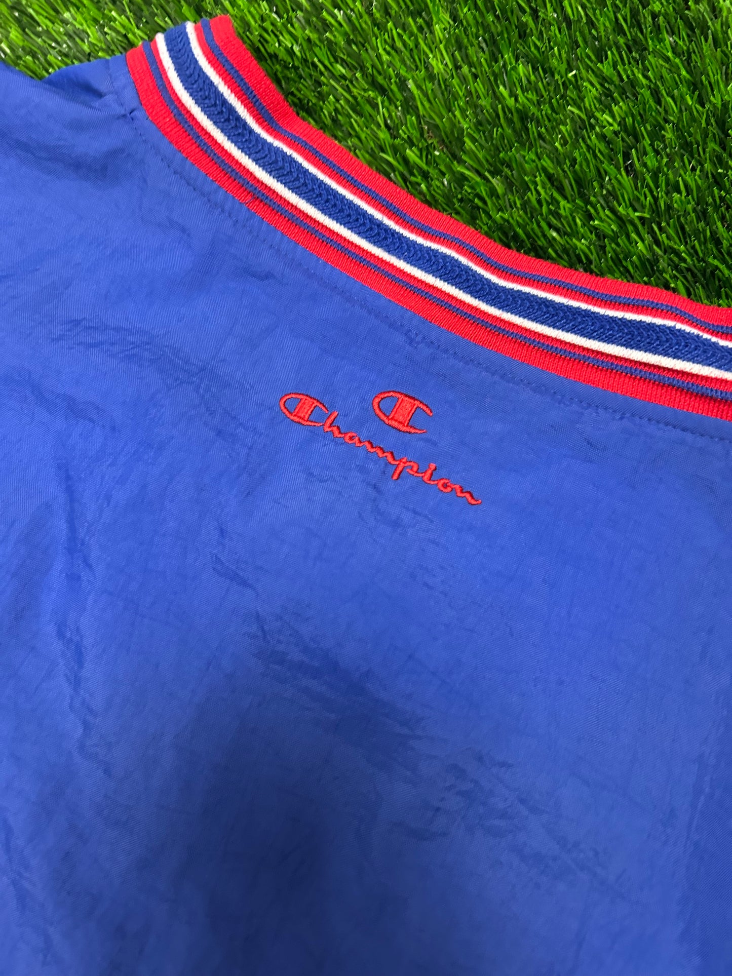 90s NY Giants Champion Embroidered Vintage NFL Windbreaker (XL)