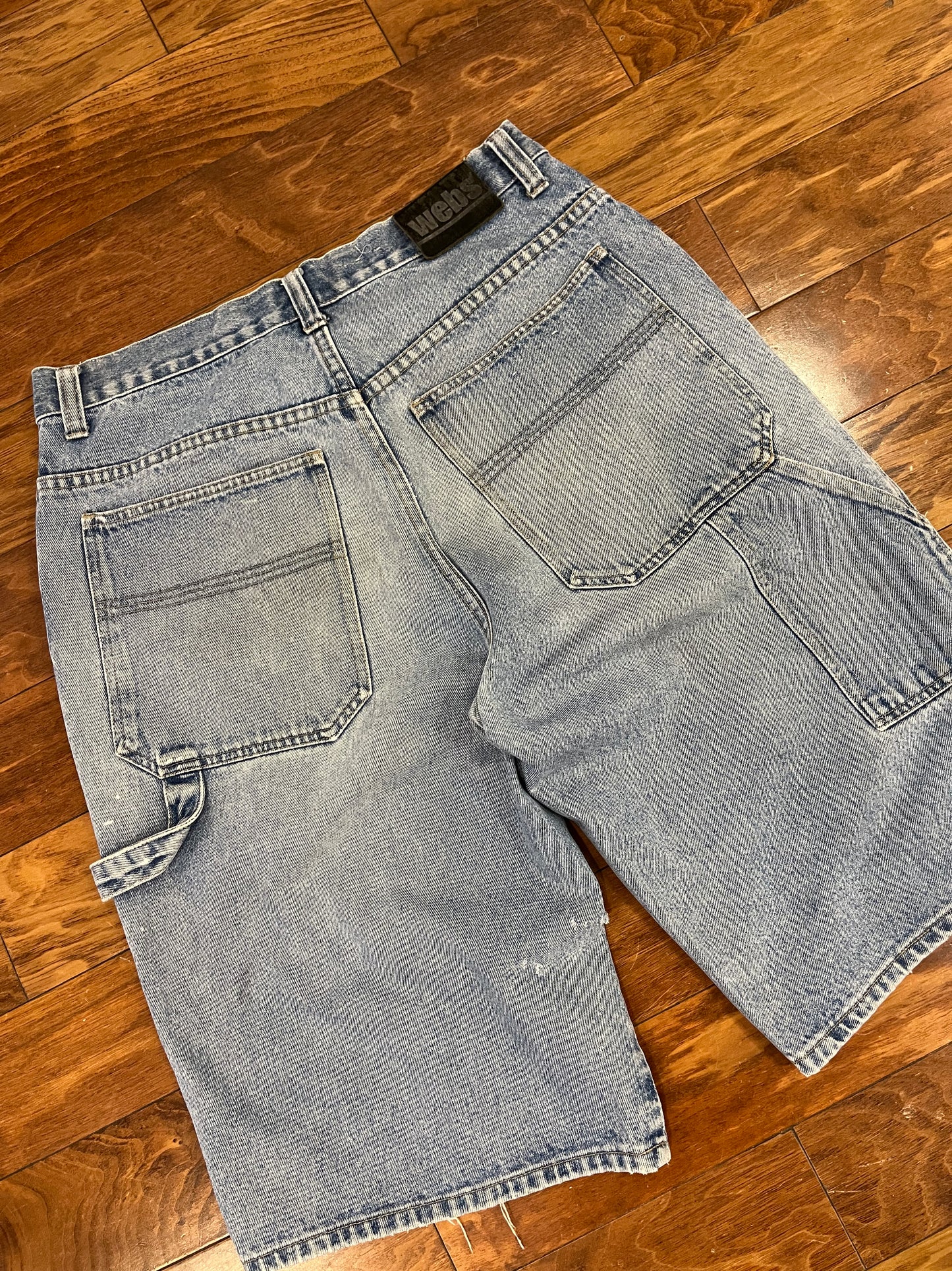 00s Webs Baggy Distressed Jean Shorts (34)