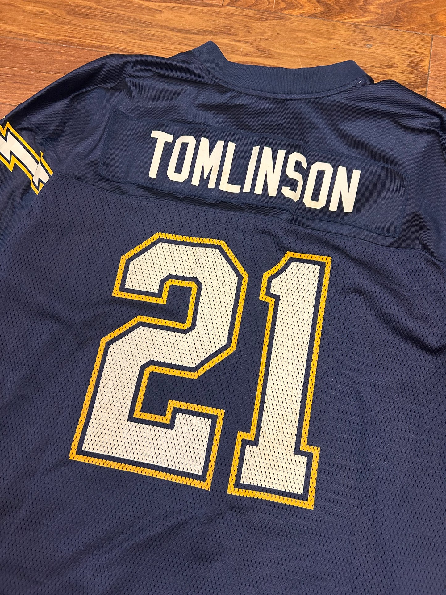 00s San Diego Chargers LaDainian Tomlinson #21 Vintage NFL Reebok Jersey (XL)