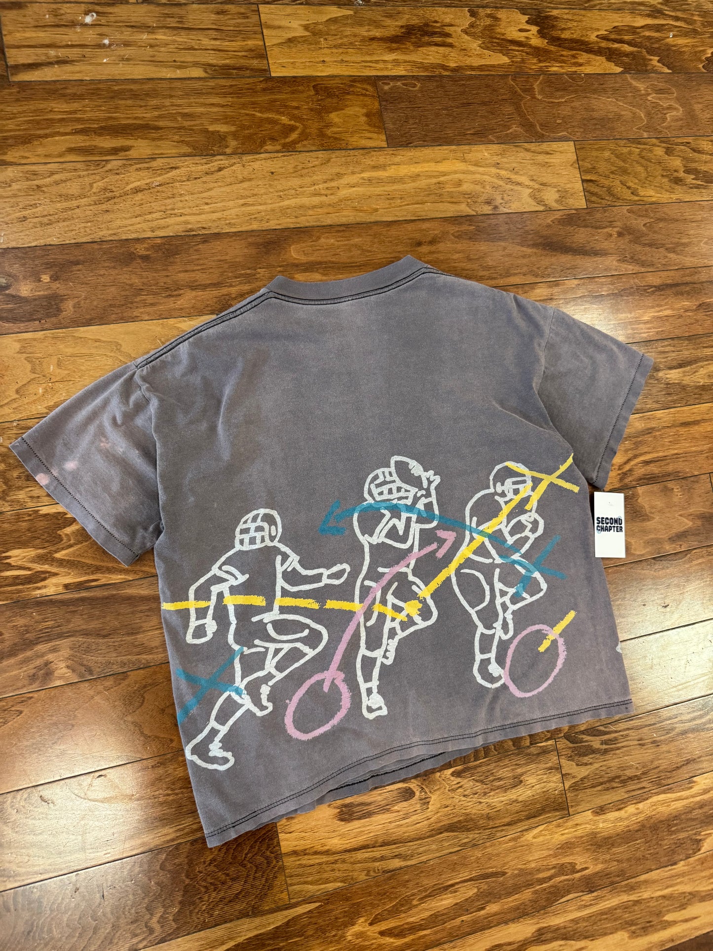 90s Turn & Burn Football Graphic Tee (L)