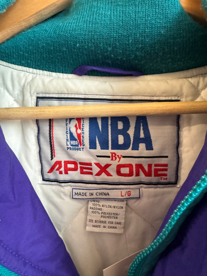 90s Charlotte Hornets Apex Puffer Jacket (L)