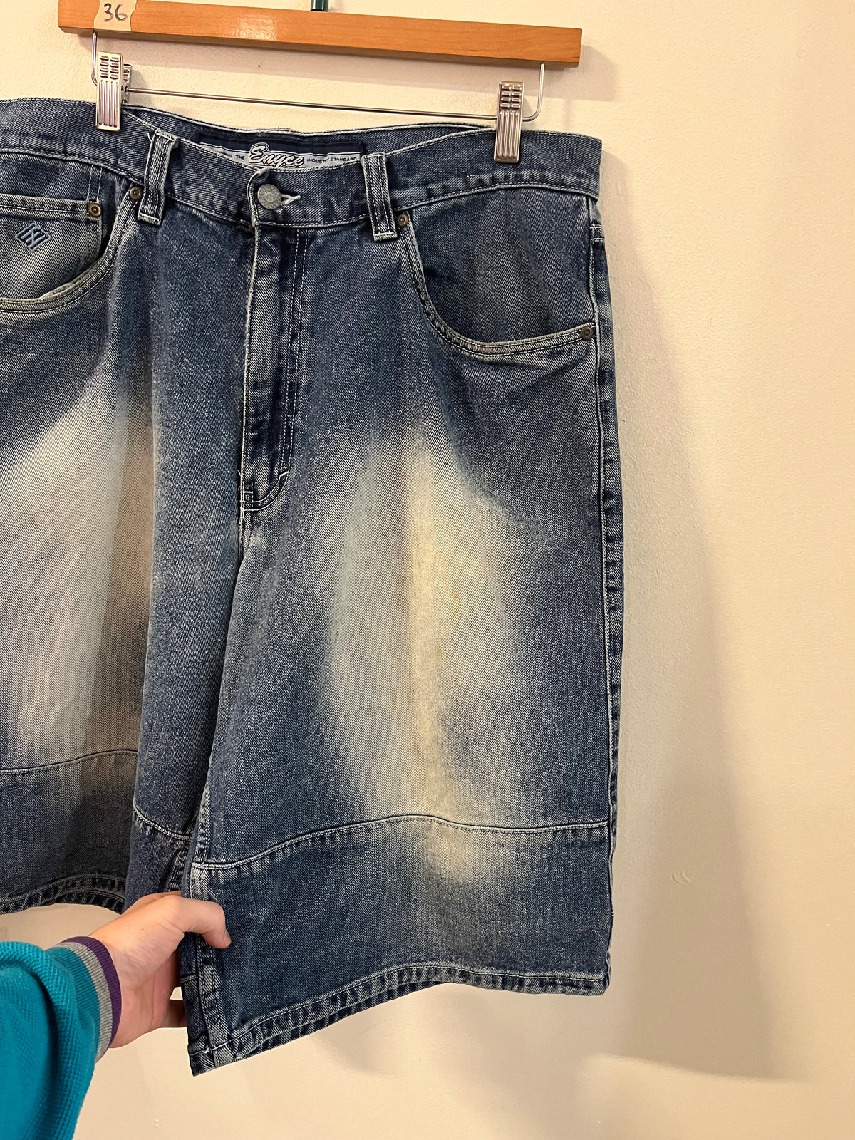 00s Enyce Baggy Faded Blue Shorts (36)