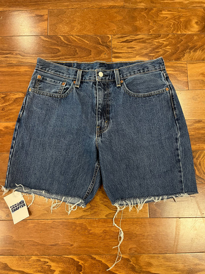 00s Levi's 550 Dark Blue Cut Offs (34)
