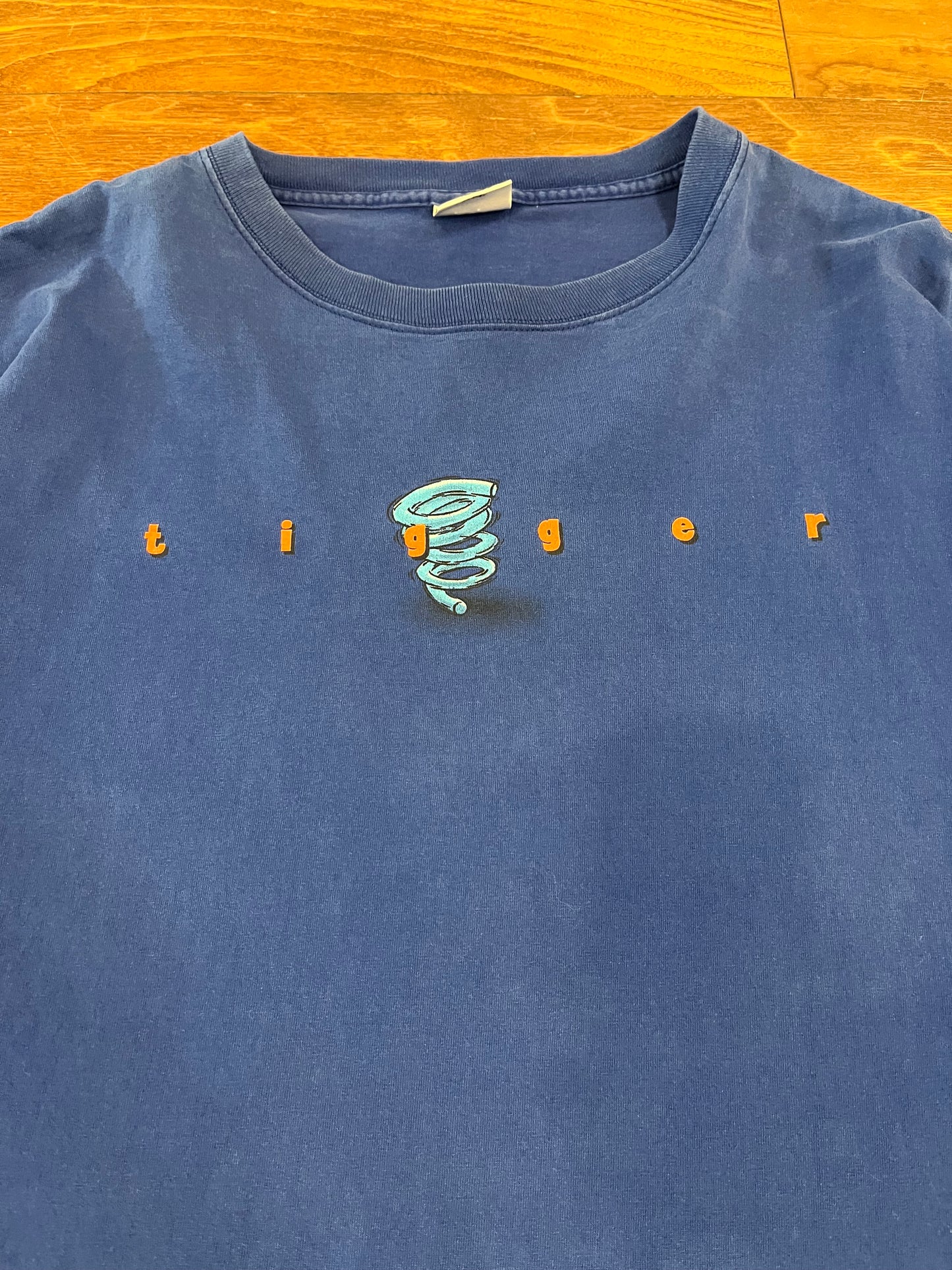 90s Tigger Blue Disney Graphic Tee (XXL)
