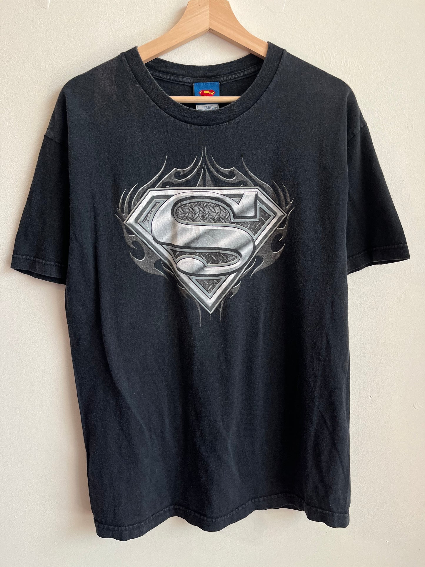 2005 Superman Flames Black Tee (L)