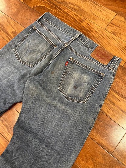 00s Levi's 527 Distressed Boot Cut Jeans (32 x 34)
