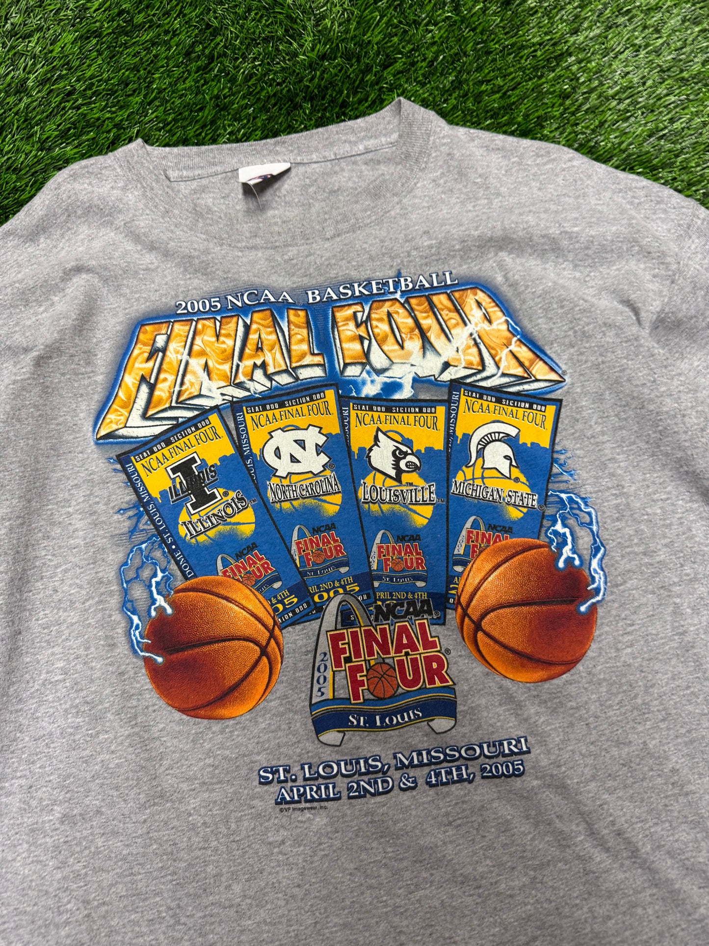 2005 NCAA Basketball Final Four (Illinois, UNC, Louisville, Michigan State) Tee (XL)