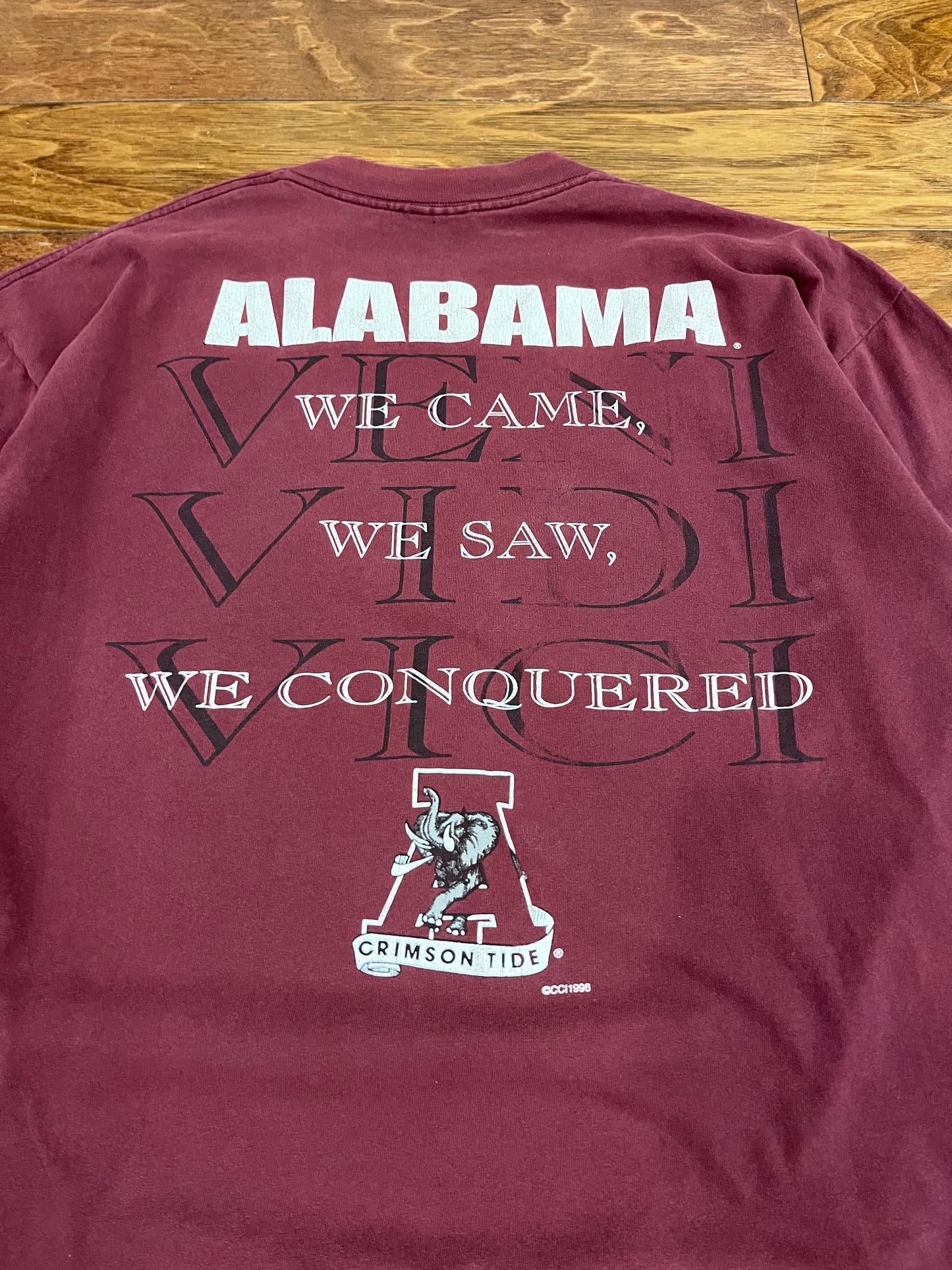 1996 University of Alabama Vintage Helmet "Absolute Victory" Tee (XL)