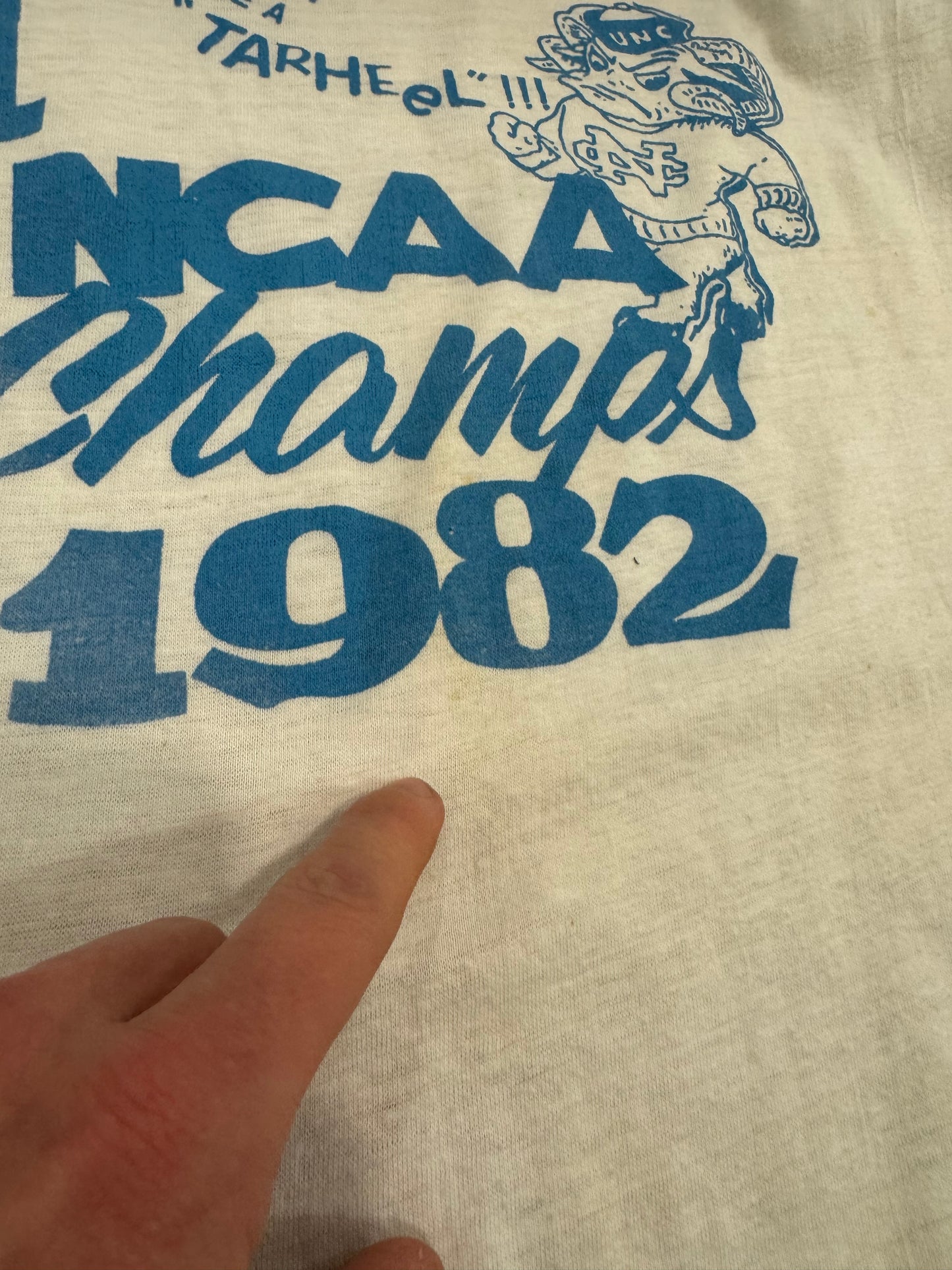 1982 UNC Tar Heels 1/4th Sleeve Vintage Shirt (S)