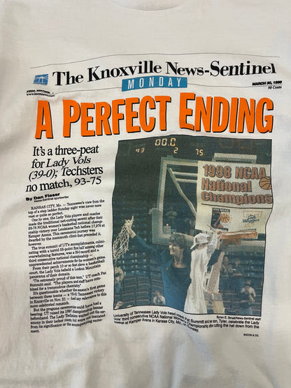 1998 Tennessee Lady Vols Newspaper Tee (XXL)