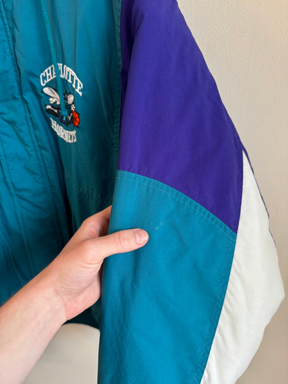 90s Charlotte Hornets Apex Puffer Jacket (L)