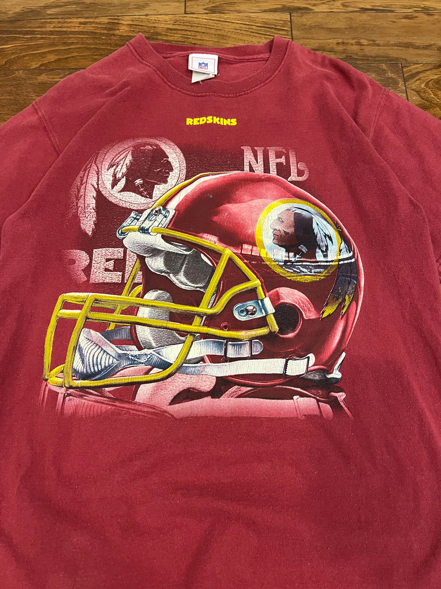00s Washington Redskins NFL Helmet Tee (M)