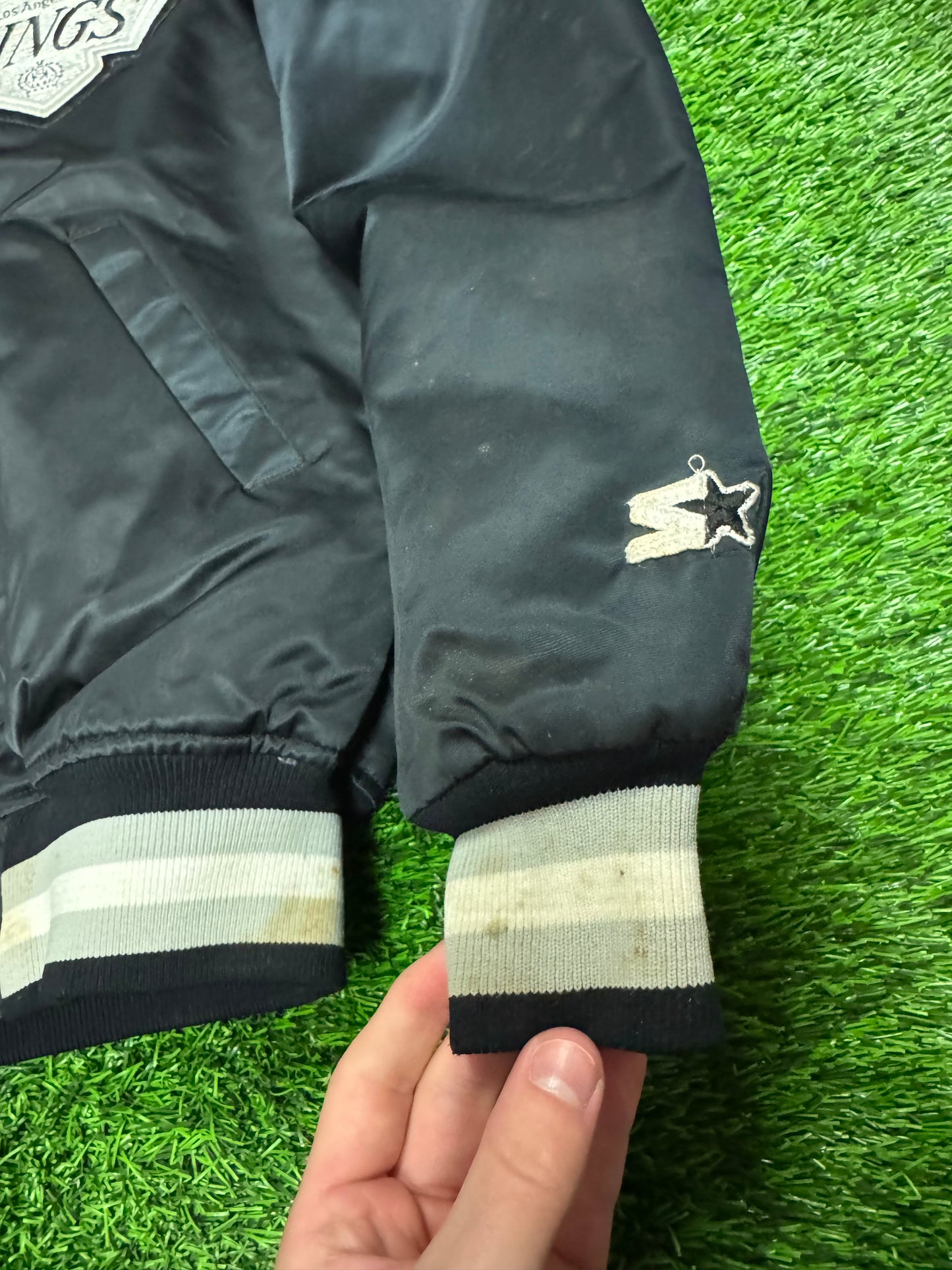 90s Los Angeles Kings Vintage NHL Satin Jacket (M)