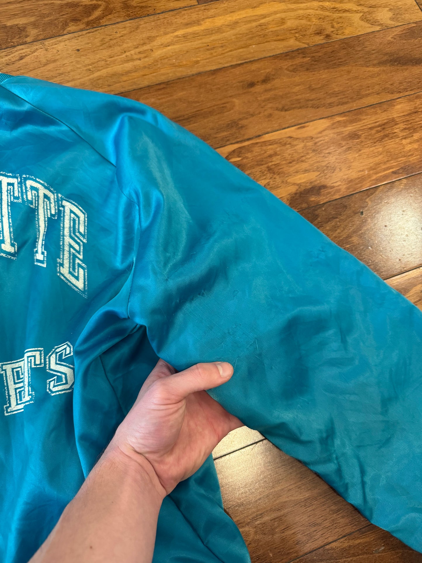 80s Charlotte Hornets Chalk Line Satin Jacket (L)