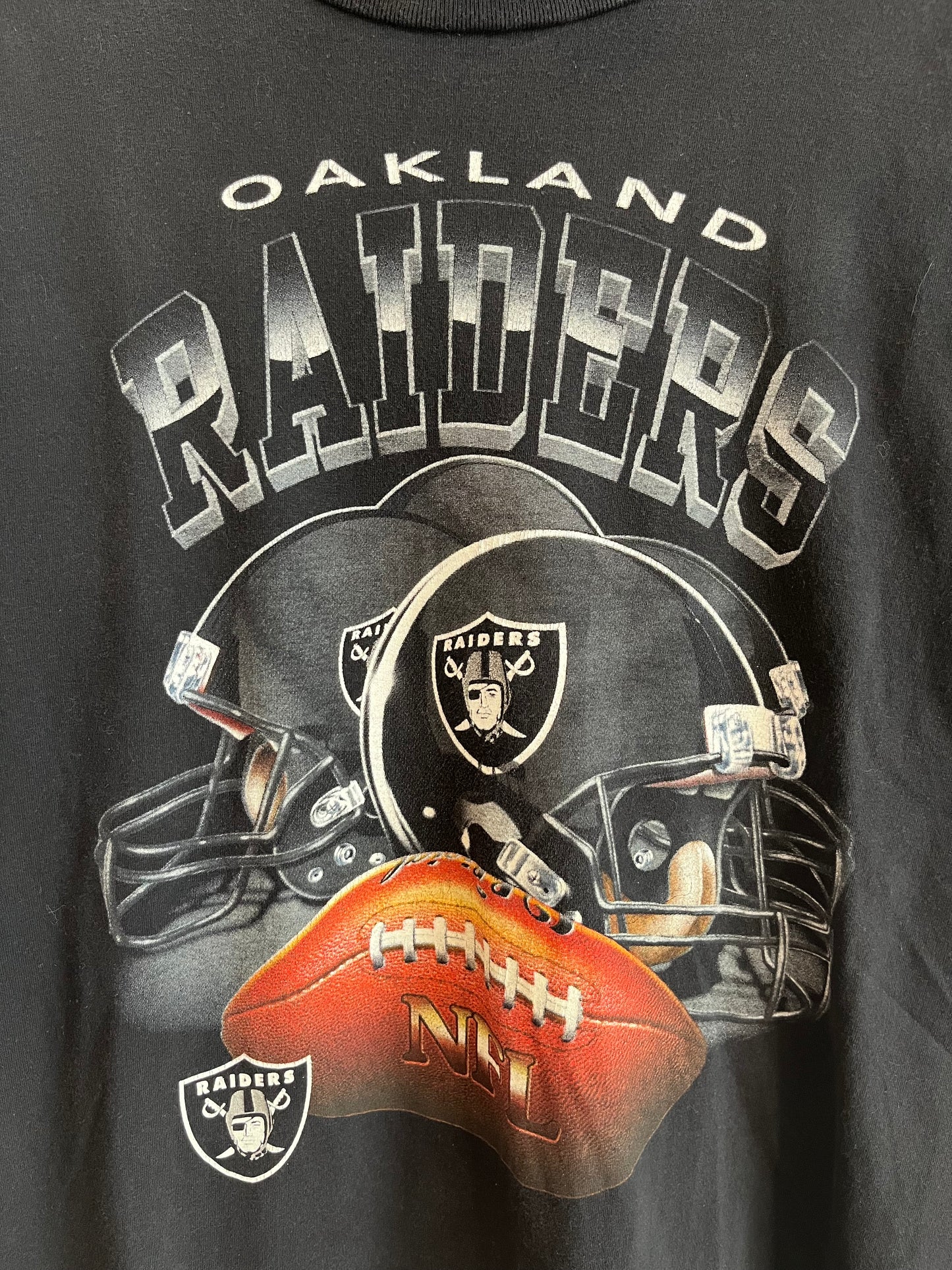00s Oakland Raiders Dynasty NFL Helmet Tee (L)