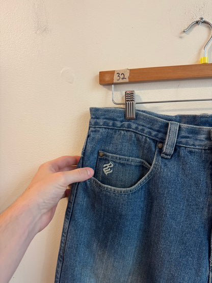 00s Rocawear Baggy Mid Wash Shorts (32)