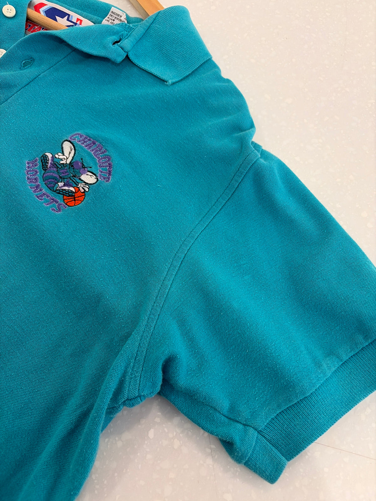 90s Charlotte Hornets Vintage Starter Boxy Polo Shirt (M)