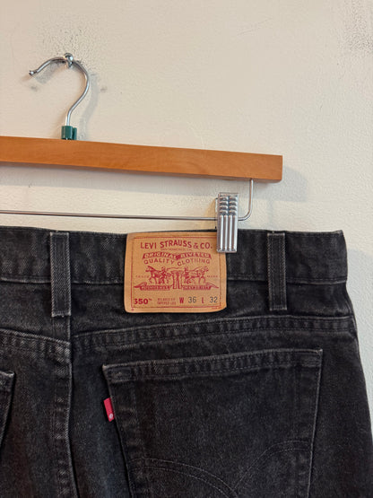 1996 Levi's 550 Black Jean Shorts (36)