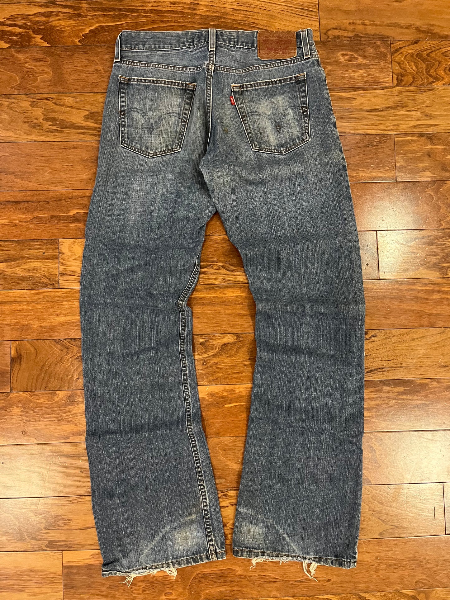 00s Levi's 527 Distressed Boot Cut Jeans (32 x 34)
