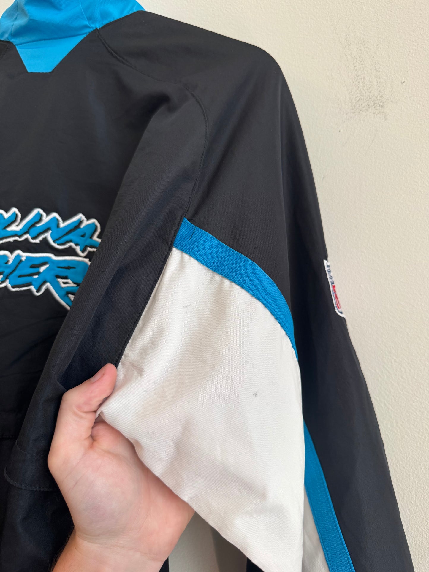 00s Carolina Panthers Reebok Windbreaker (Youth L)