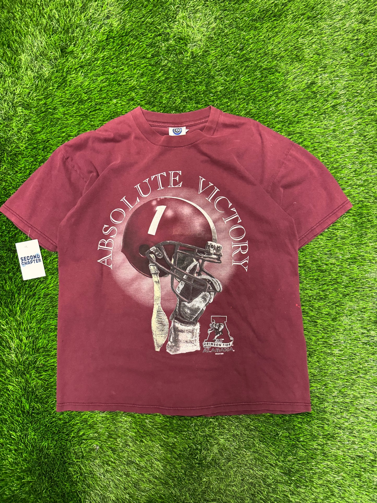 1996 University of Alabama Vintage Helmet "Absolute Victory" Tee (XL)