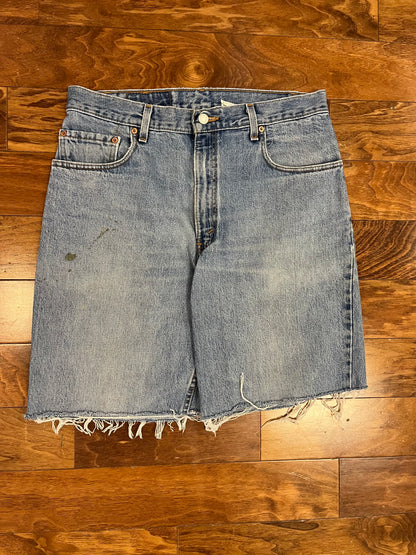 2001 Levi's 560 Mid Wash Shorts (34)