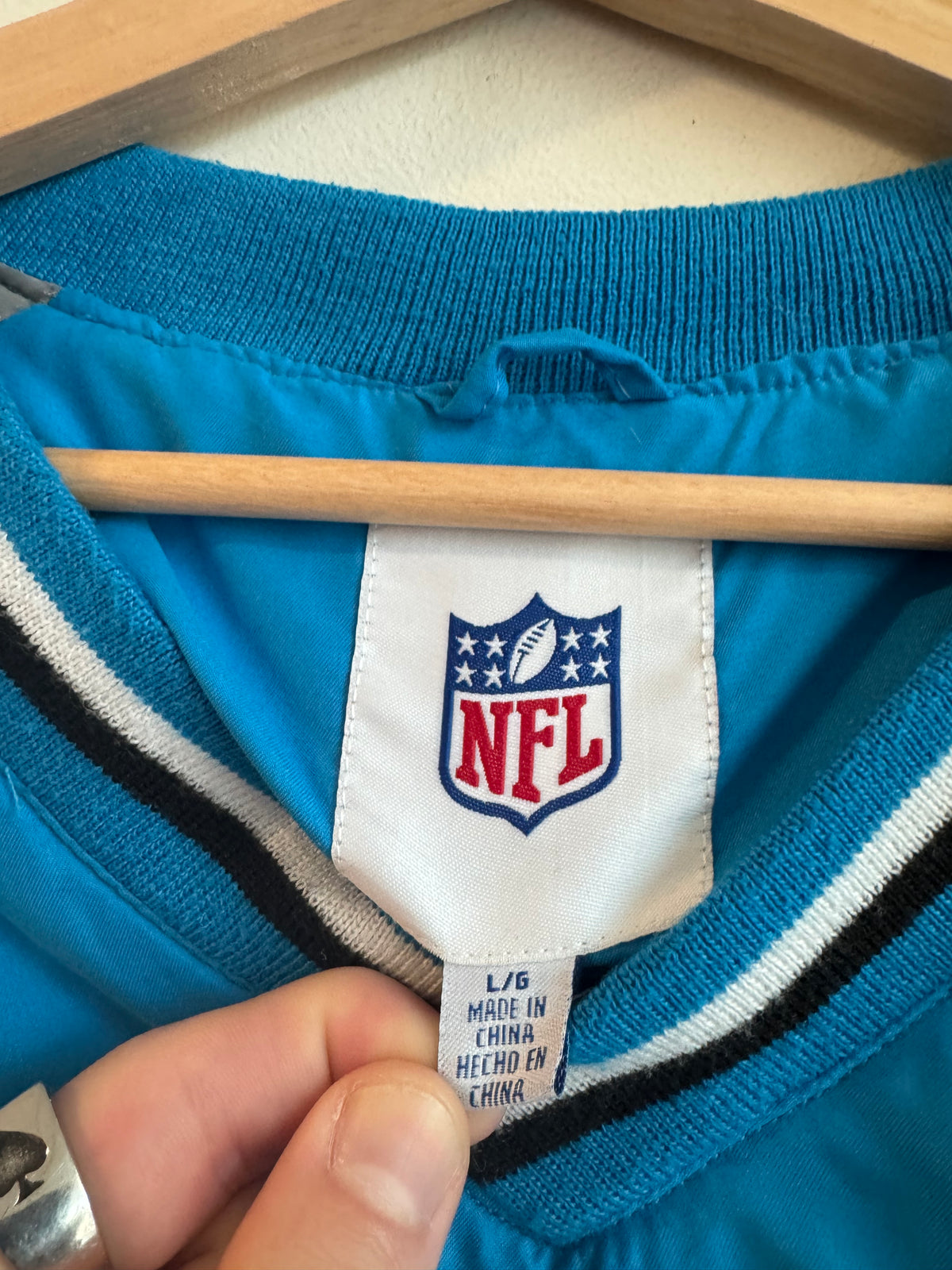 2010s Carolina Panthers Embroidered Blue Windbreaker (L)
