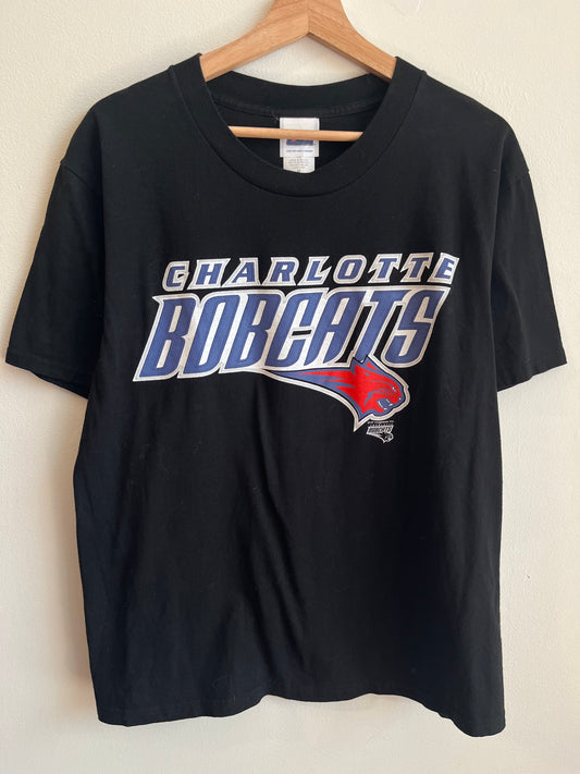 00s Charlotte Bobcats Spell Out Black Tee (M)