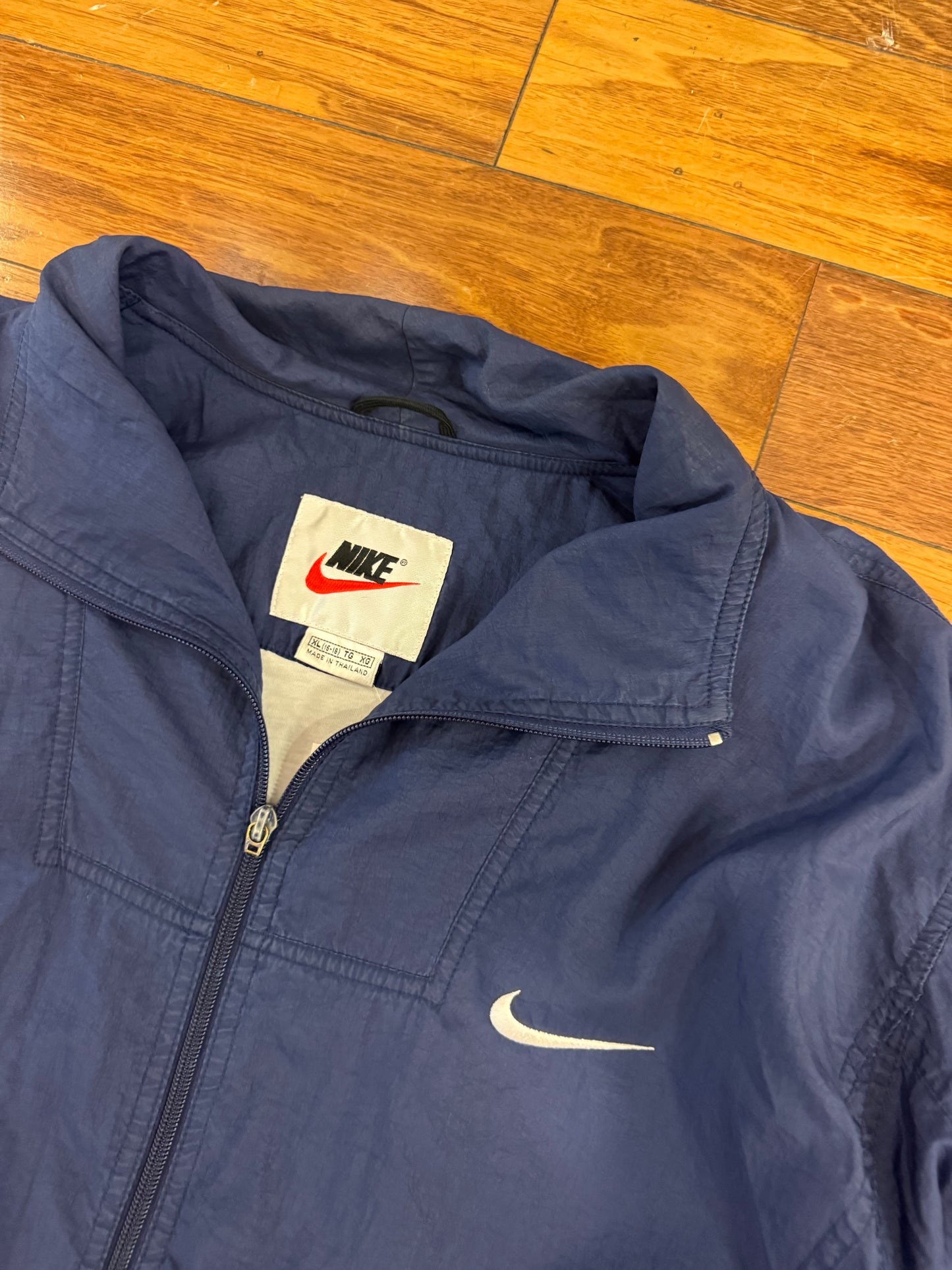 90s Nike Essential Swoosh Windbreaker (XL)
